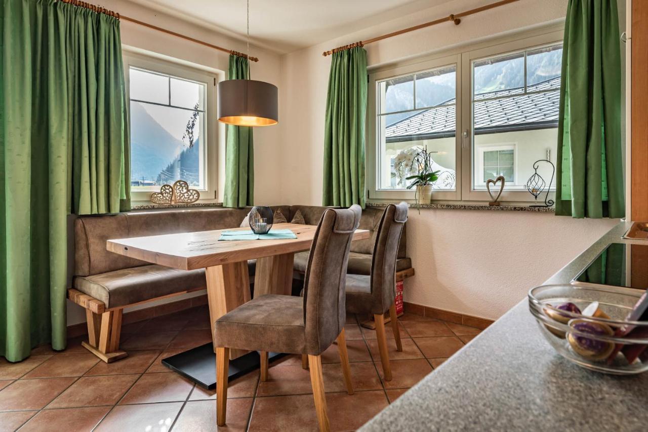 Gaestehaus Wiesengrund & Apart Sporer Mayrhofen Kültér fotó